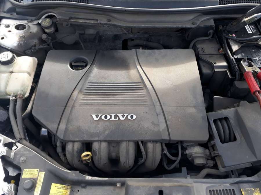Клапан ЕГР EGR Volvo S40 2 (2004-2012) Седан 2005г. | Фото № 7 Клапан ЕГР EGR Volvo S40 2 (2004-2012) Седан 2005г. - Фото 7