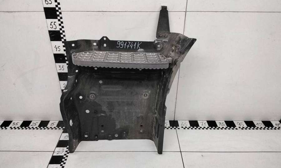 2554005 Подножка кабины левая Scania 6 R-Series Scania P 2018г. | Фото № 1 2554005 Подножка кабины левая Scania 6 R-Series Scania P 2018г. - Фото 1