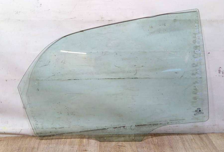 Стекло двери задней правой  Kia Clarus  1998г. | Фото № 1   Стекло двери задней правой  Kia Clarus  1998г. - Фото 1