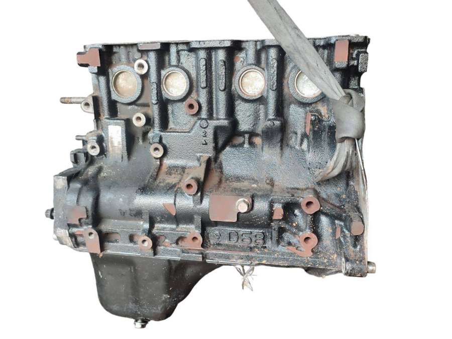 4D68 Блок цилиндров  Mitsubishi Space Wagon 2 1997г. | Фото № 2  4D68 Блок цилиндров  Mitsubishi Space Wagon 2 1997г. - Фото 2