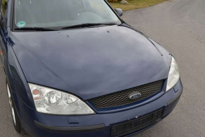 Капот  Ford Mondeo 3 поколение (2000-2003) 2000г. | Фото № 2   Капот  Ford Mondeo 3 поколение (2000-2003) 2000г. - Фото 2