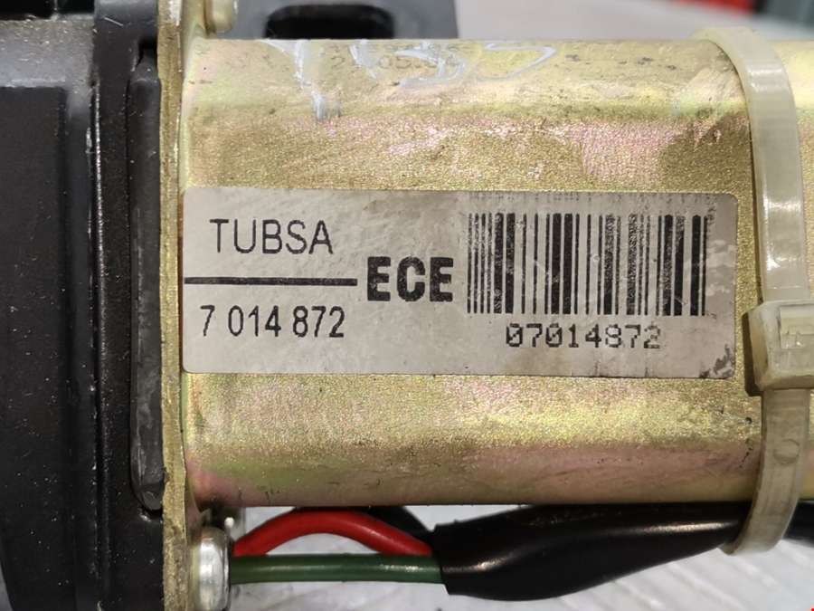 7014872 Сервопривод (электропривод моторчик привода) замка крышки багажника BMW 7-Series (E65/E66) (2001-2008) Седан 2004г. | Фото № 4 7014872 Сервопривод (электропривод моторчик привода) замка крышки багажника BMW 7-Series (E65/E66) (2001-2008) Седан 2004г. - Фото 4