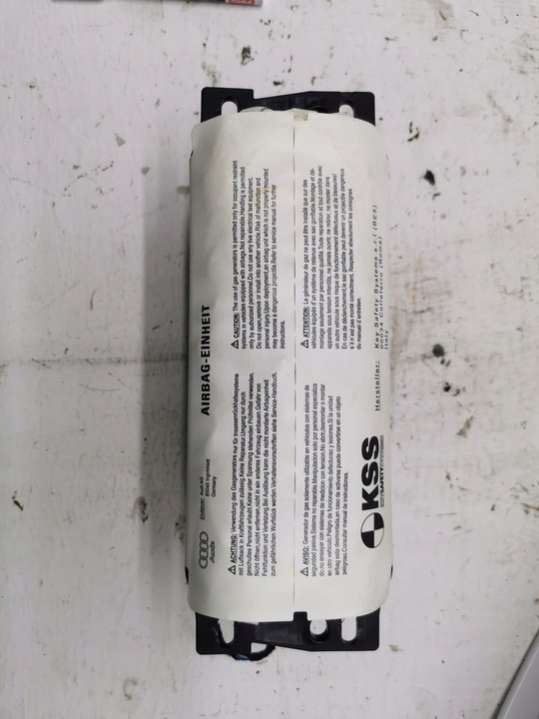 8R0880204D Подушка безопасности Audi Q5 8R (2008-2012) 2008г. | Фото № 1 8R0880204D Подушка безопасности Audi Q5 8R (2008-2012) 2008г. - Фото 1