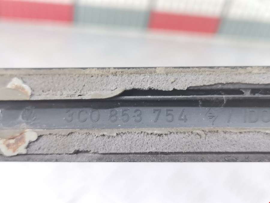 3C0853754 Накладка (молдинг) двери задней правой Volkswagen Passat 6 (2005-2010) Универсал 2009г. | Фото № 6 3C0853754 Накладка (молдинг) двери задней правой Volkswagen Passat 6 (2005-2010) Универсал 2009г. - Фото 6