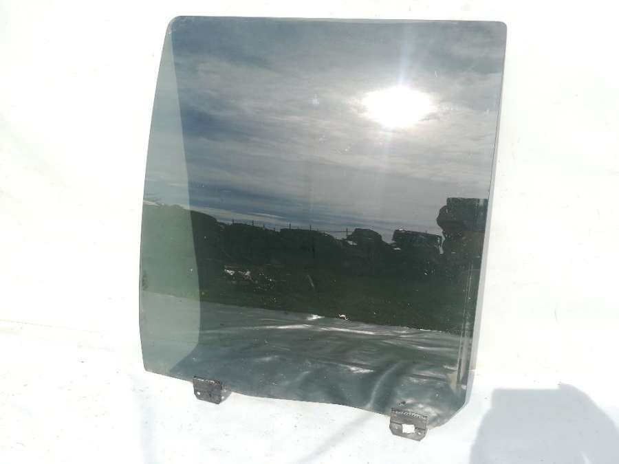 Стекло двери задней левой  Lincoln Navigator 1 поколение (1997-2003) 2001г. | Фото № 1   Стекло двери задней левой  Lincoln Navigator 1 поколение (1997-2003) 2001г. - Фото 1