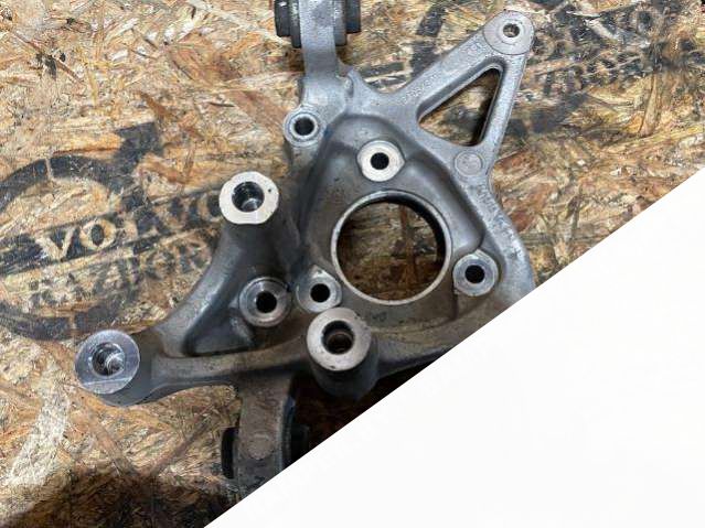 84034301 Кулак задний правый Chevrolet Equinox LT 2018г. | Фото № 12 84034301 Кулак задний правый Chevrolet Equinox LT 2018г. - Фото 12