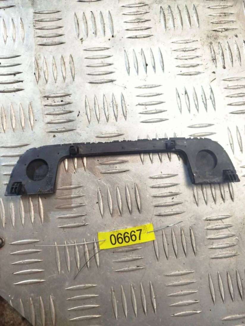 51.22-1960930 51221960930 1960930 Накладки на ручки дверей BMW 3 E36 1996г. | Фото № 2 51.22-1960930 51221960930 1960930 Накладки на ручки дверей BMW 3 E36 1996г. - Фото 2