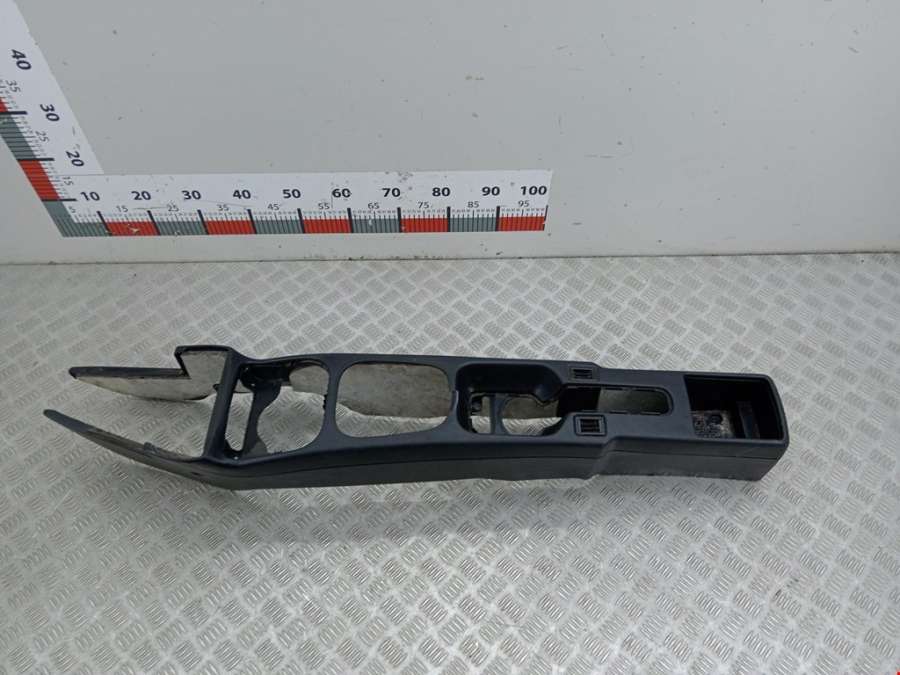 Консоль салона (кулисная часть) Mitsubishi Space_Star 1 (1998-2005) Минивэн 2004г. | Фото № 2 Консоль салона (кулисная часть) Mitsubishi Space_Star 1 (1998-2005) Минивэн 2004г. - Фото 2