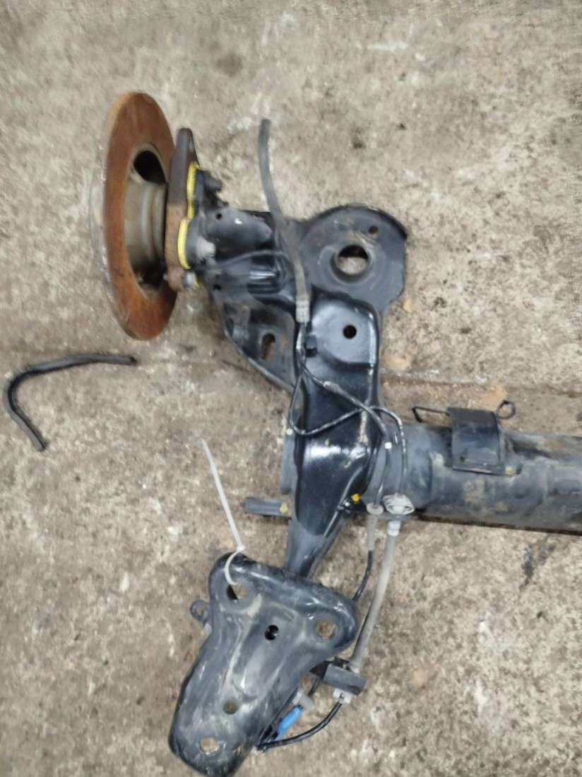 Балка подвески задняя Opel Crossland x 2020г. | Фото № 2 Балка подвески задняя Opel Crossland x 2020г. - Фото 2