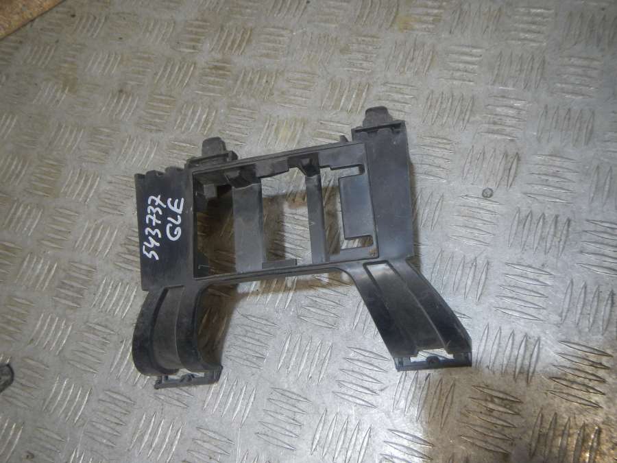 A2928850040 Кронштейн бампера заднего центральный Mercedes-Benz Mercedes Gle-Klasse (W292/W167) 0000г. | Фото № 1 A2928850040 Кронштейн бампера заднего центральный Mercedes-Benz Mercedes Gle-Klasse (W292/W167) 0000г. - Фото 1