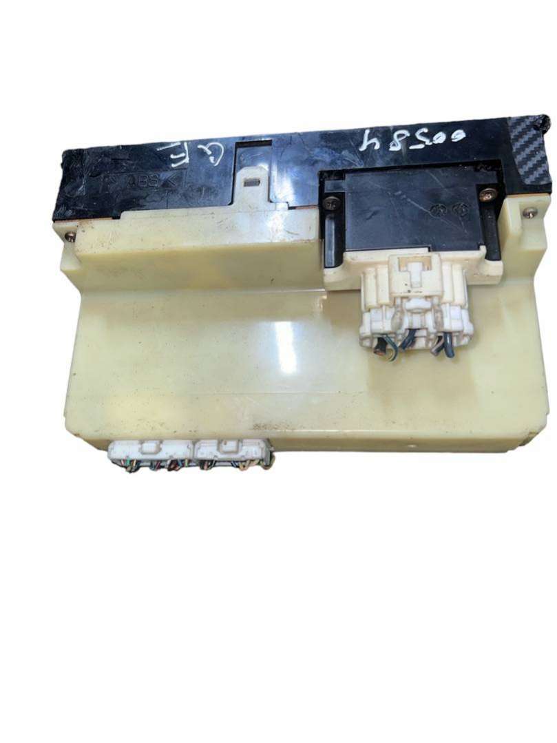 Блок управления печки/климат-контроля Mazda 626 GE 1996г. | Фото № 2 Блок управления печки/климат-контроля Mazda 626 GE 1996г. - Фото 2