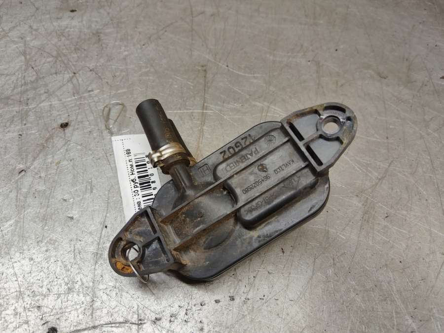 Датчик давления выхлопных газов Peugeot 607 Седан 2000г. | Фото № 1 Датчик давления выхлопных газов Peugeot 607 Седан 2000г. - Фото 1