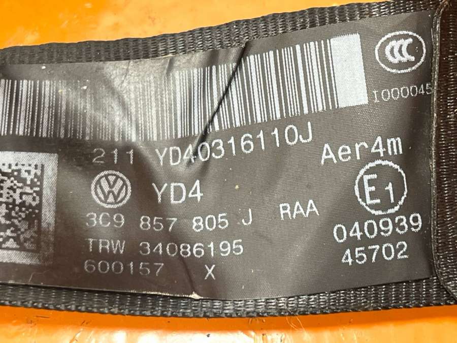 3C9857805J Ремень безопасности задний левый Volkswagen Passat Универсал 2010г. | Фото № 4 3C9857805J Ремень безопасности задний левый Volkswagen Passat Универсал 2010г. - Фото 4