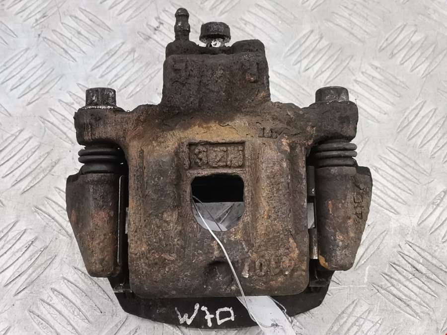 Суппорт задний левый Lexus RX 2 (XU30) (2003-2009) Внедорожник 5дв. 2004г. | Фото № 1 Суппорт задний левый Lexus RX 2 (XU30) (2003-2009) Внедорожник 5дв. 2004г. - Фото 1