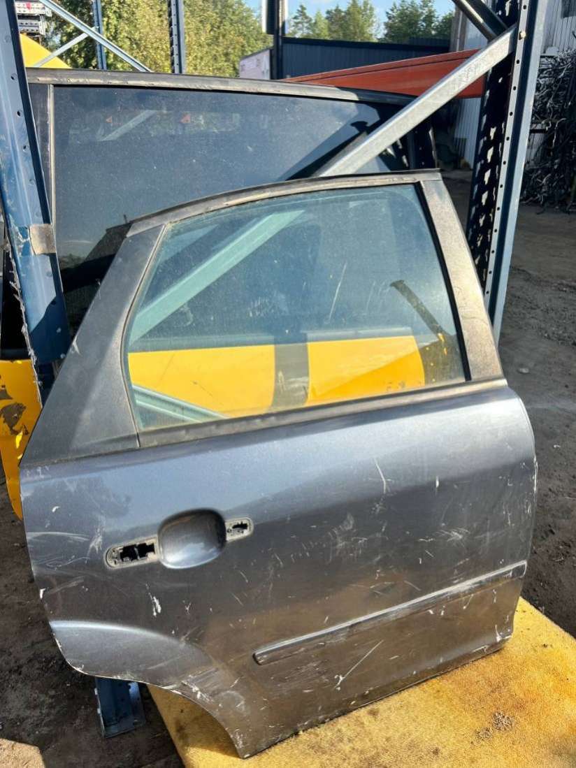 Дверь задняя правая Ford Focus 2 Седан 2006г. | Фото № 3 Дверь задняя правая Ford Focus 2 Седан 2006г. - Фото 3