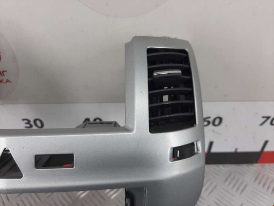 13144401 13144402 Дефлектор обдува салона Opel Zafira B (2005-2014) Минивэн 2009г. | Фото № 3 13144401 13144402 Дефлектор обдува салона Opel Zafira B (2005-2014) Минивэн 2009г. - Фото 3