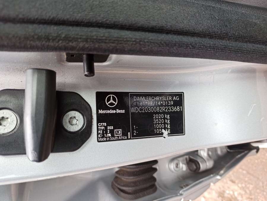 Насос вакуумный Mercedes C-Class (W203) (2000-2008) Седан 2006г. | Фото № 3 Насос вакуумный Mercedes C-Class (W203) (2000-2008) Седан 2006г. - Фото 3