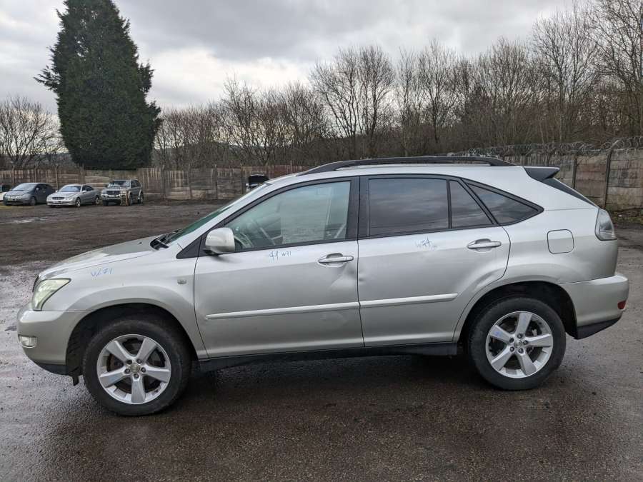 Рейлинги Lexus RX 2 (XU30) (2003-2009) Внедорожник 5дв. 2006г. | Фото № 8 Рейлинги Lexus RX 2 (XU30) (2003-2009) Внедорожник 5дв. 2006г. - Фото 8
