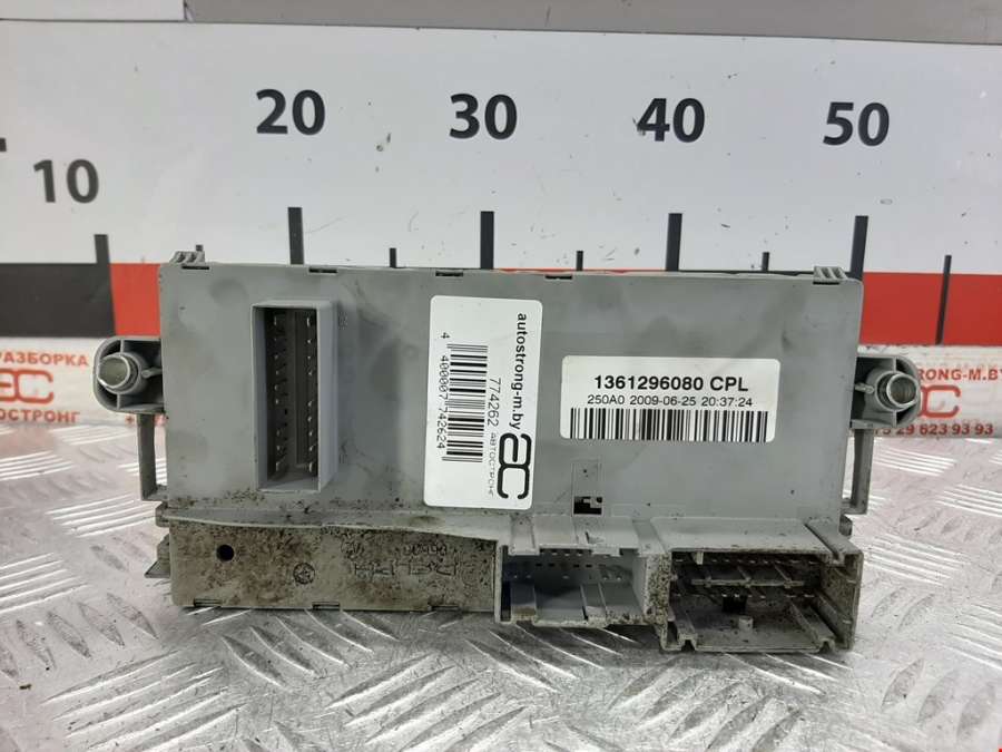 1361296080 Блок предохранителей Citroen Jumper (Relay) 3 (2006-2025) Микроавтобус 2009г. | Фото № 2 1361296080 Блок предохранителей Citroen Jumper (Relay) 3 (2006-2025) Микроавтобус 2009г. - Фото 2