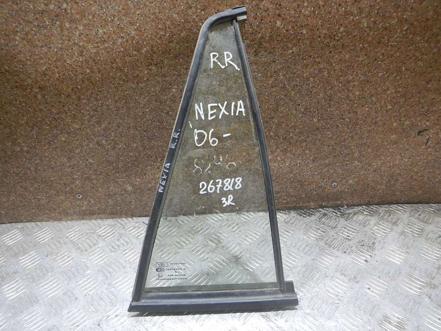 Стекло двери задней правой (форточка)  Daewoo Nexia 0000г. | Фото № 1   Стекло двери задней правой (форточка)  Daewoo Nexia 0000г. - Фото 1