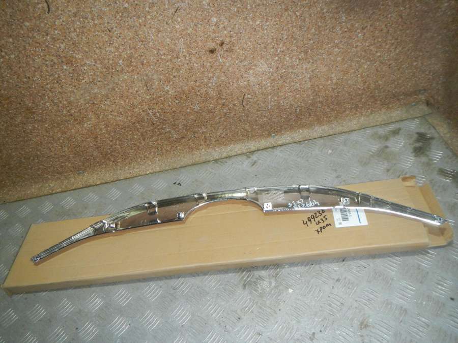 STHN51093M0 Накладка на решетку радиатора Hyundai Ix35 0000г. | Фото № 2 STHN51093M0 Накладка на решетку радиатора Hyundai Ix35 0000г. - Фото 2