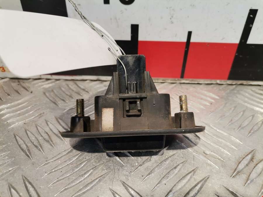 Ручка крышки багажника Hyundai Santa Fe 1 (SM) (2000-2006) Внедорожник 5дв. 2002г. | Фото № 2 Ручка крышки багажника Hyundai Santa Fe 1 (SM) (2000-2006) Внедорожник 5дв. 2002г. - Фото 2