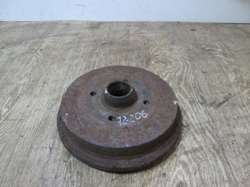 Барабан тормозной Volkswagen Golf 1995г. | Фото № 1 Барабан тормозной Volkswagen Golf 1995г. - Фото 1