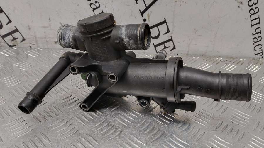 9656182980 Корпус термостата Citroen C5 2005г. | Фото № 1 9656182980 Корпус термостата Citroen C5 2005г. - Фото 1