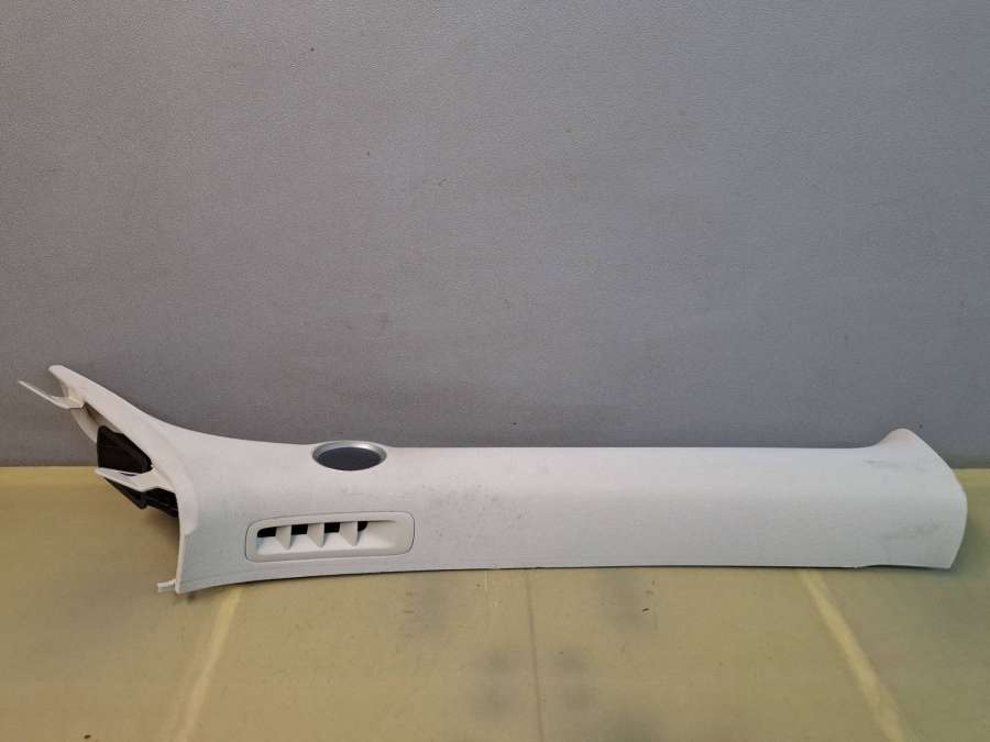 Обшивка стойки передней передняя правая  Mazda CX-5 внедорожник 5 дв. 2018г. | Фото № 2   Обшивка стойки передней передняя правая  Mazda CX-5 внедорожник 5 дв. 2018г. - Фото 2