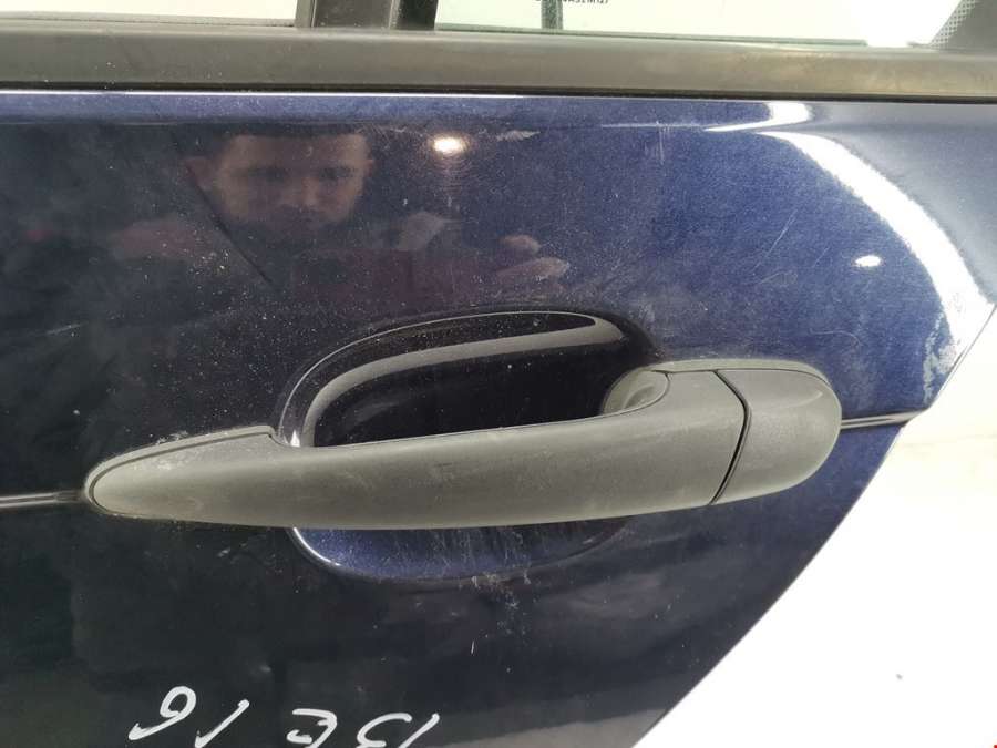 Дверь задняя левая BMW 3-Series (E46) (1998-2007) Седан 2001г. | Фото № 3 Дверь задняя левая BMW 3-Series (E46) (1998-2007) Седан 2001г. - Фото 3