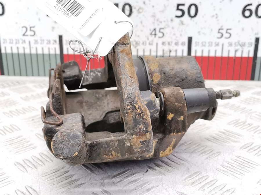 Суппорт передний правый Ford Focus 2 (2004-2011) Седан 2008г. | Фото № 5 Суппорт передний правый Ford Focus 2 (2004-2011) Седан 2008г. - Фото 5