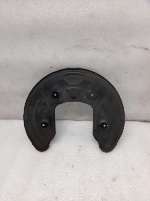 A0004230100 Кожух защитный тормозного диска Mercedes E W213 2019г. | Фото № 1 A0004230100 Кожух защитный тормозного диска Mercedes E W213 2019г. - Фото 1