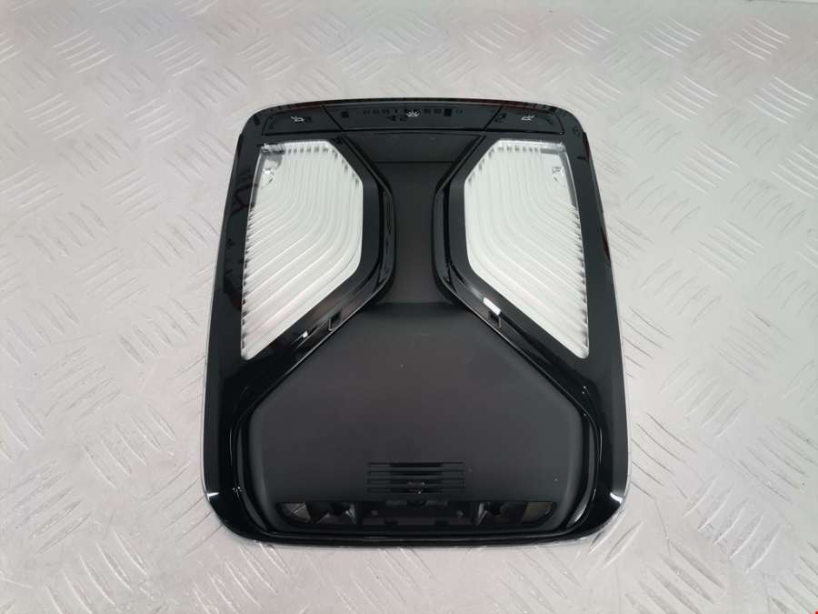 28725728 Плафон салонный BMW 5-Series (G30/G31/G38) (2017-2023) Седан 2019г. | Фото № 1 28725728 Плафон салонный BMW 5-Series (G30/G31/G38) (2017-2023) Седан 2019г. - Фото 1