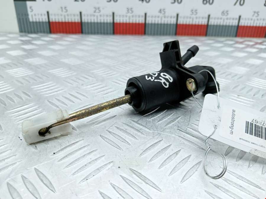 Цилиндр сцепления главный Volkswagen Beetle 2 (1998-2010) Хетчбэк 3дв. 1998г. | Фото № 3 Цилиндр сцепления главный Volkswagen Beetle 2 (1998-2010) Хетчбэк 3дв. 1998г. - Фото 3