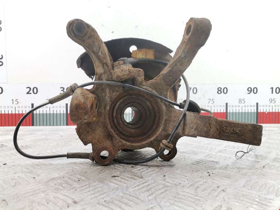 Ступица (кулак цапфа) передняя левая Nissan X-Trail T30 (2000-2007) Внедорожник 5дв. 2003г. | Фото № 3 Ступица (кулак цапфа) передняя левая Nissan X-Trail T30 (2000-2007) Внедорожник 5дв. 2003г. - Фото 3