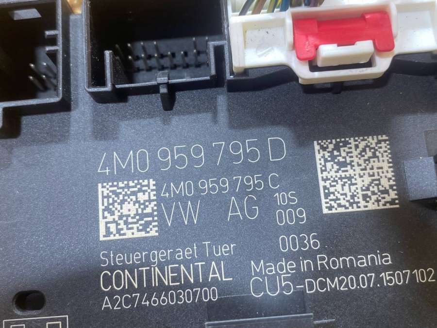 4M0959795D Блок управления двери  Audi Audi Q7 4M 2016 0000г. | Фото № 2  4M0959795D Блок управления двери  Audi Audi Q7 4M 2016 0000г. - Фото 2