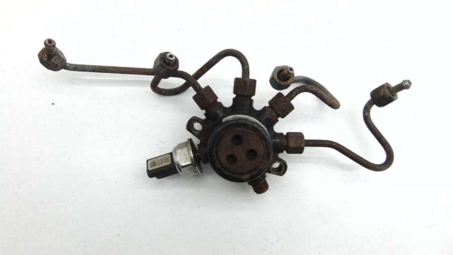 4M5Q9D280DB Топливная рампа Ford Focus 2 2009г. | Фото № 6 4M5Q9D280DB Топливная рампа Ford Focus 2 2009г. - Фото 6