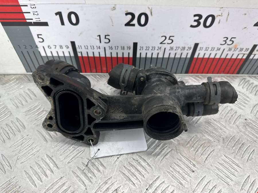 03C121111B Корпус термостата Volkswagen Polo 4 (2001-2009) Хетчбэк 3дв. 2002г. | Фото № 3 03C121111B Корпус термостата Volkswagen Polo 4 (2001-2009) Хетчбэк 3дв. 2002г. - Фото 3