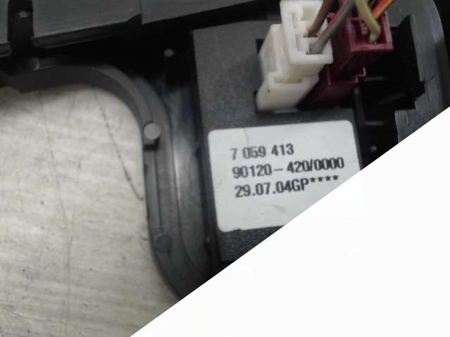 Блок кнопок стеклоподъемников BMW 3 E46 (1998 - 2005) Универсал 2004г. | Фото № 5 Блок кнопок стеклоподъемников BMW 3 E46 (1998 - 2005) Универсал 2004г. - Фото 5