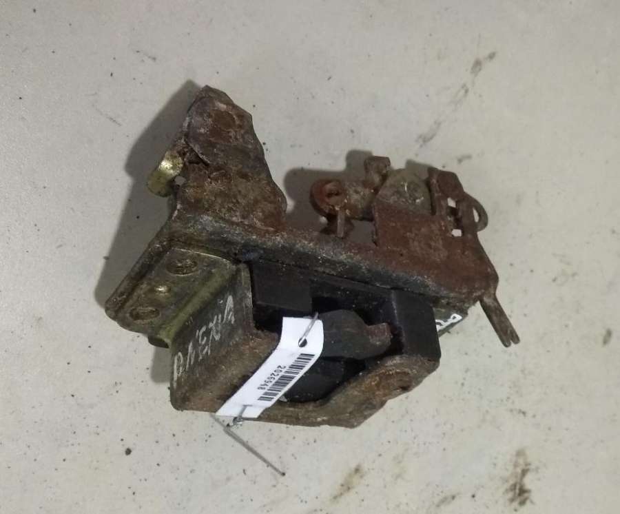 Замок двери задней левой  Daewoo Nexia  хетчбэк 5 дв. 1998г. | Фото № 1   Замок двери задней левой  Daewoo Nexia  хетчбэк 5 дв. 1998г. - Фото 1