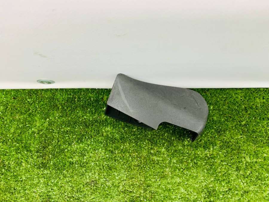 3B7823630 Накладка декоративная правая Volkswagen Passat B5 2003г. | Фото № 2 3B7823630 Накладка декоративная правая Volkswagen Passat B5 2003г. - Фото 2