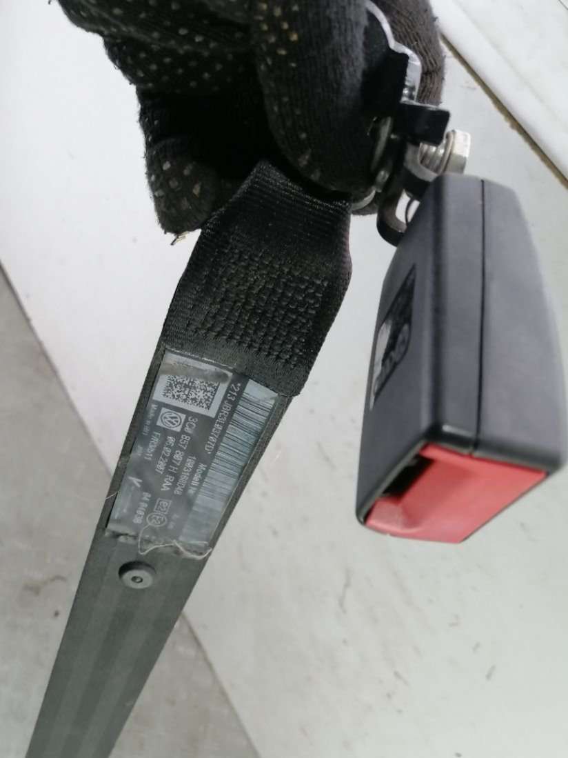 3C0857807H Ремень безопасности задний центральный Volkswagen Passat B6 2007г. | Фото № 12 3C0857807H Ремень безопасности задний центральный Volkswagen Passat B6 2007г. - Фото 12