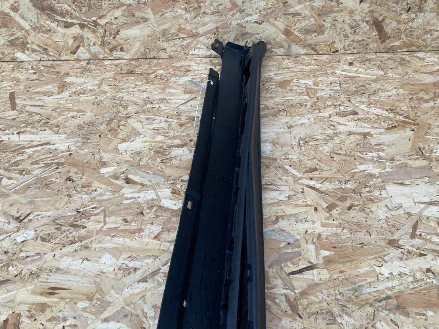 95B853554 Накладка на порог правая  Porsche Macan  2016г. | Фото № 6  95B853554 Накладка на порог правая  Porsche Macan  2016г. - Фото 6