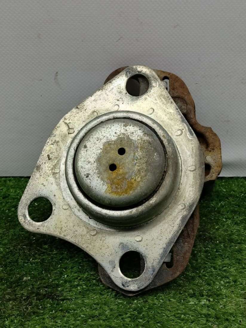 Цапфа передняя правая Renault Scenic 1 1999г. | Фото № 3 Цапфа передняя правая Renault Scenic 1 1999г. - Фото 3