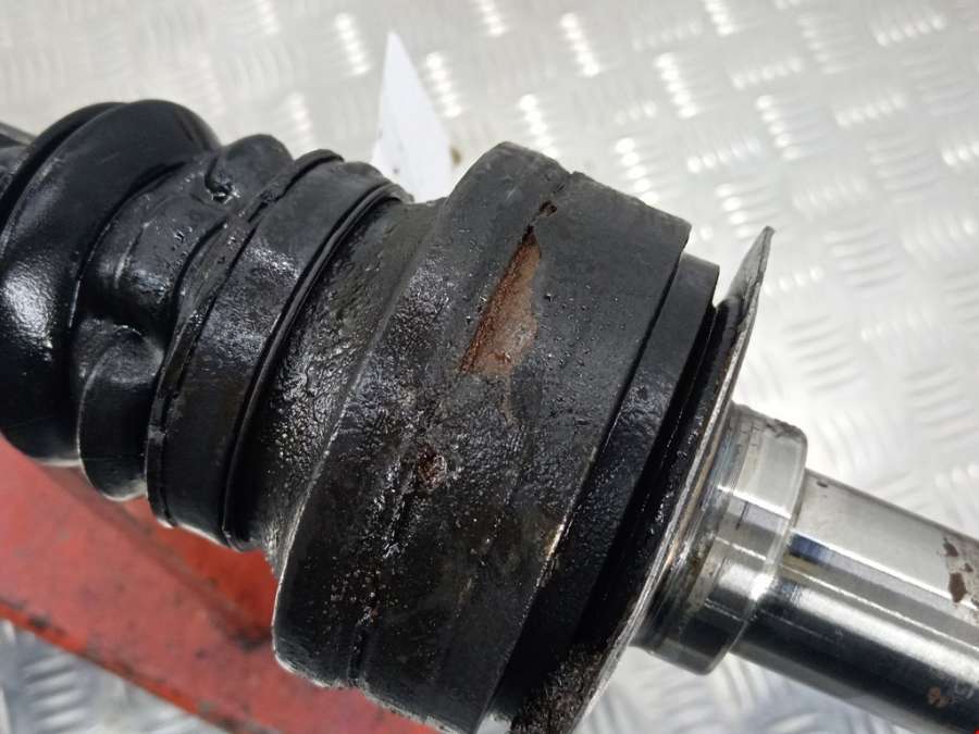 Полуось задняя правая (приводной вал шрус) Mercedes CLC-Class (CL203) (2008-2011) Купе 2010г. | Фото № 4 Полуось задняя правая (приводной вал шрус) Mercedes CLC-Class (CL203) (2008-2011) Купе 2010г. - Фото 4