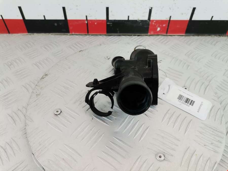 Корпус термостата Nissan Micra K12 (2002-2010) Хетчбэк 5дв. 2006г. | Фото № 2 Корпус термостата Nissan Micra K12 (2002-2010) Хетчбэк 5дв. 2006г. - Фото 2