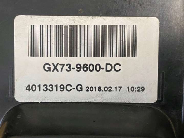 GX73-9600-DCGX739600DC Корпус воздушного фильтра  Jaguar F-Pace 1 поколение (2016-2024) 2016г. | Фото № 6  GX73-9600-DCGX739600DC Корпус воздушного фильтра  Jaguar F-Pace 1 поколение (2016-2024) 2016г. - Фото 6
