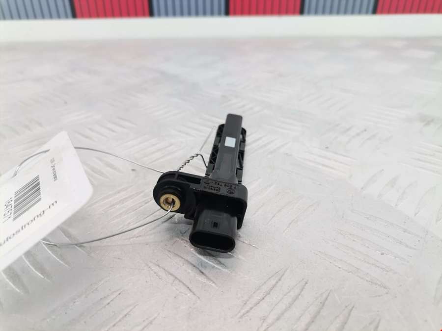 7806782 Датчик коленвала BMW 3-Series (F30/F31/F34/F35) (2011-2020) Седан 2015г. | Фото № 1 7806782 Датчик коленвала BMW 3-Series (F30/F31/F34/F35) (2011-2020) Седан 2015г. - Фото 1