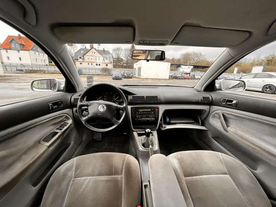 3B0953235B Кнопка аварийной сигнализации Volkswagen Passat 5 (1996-2000) Седан 1996г. | Фото № 9 3B0953235B Кнопка аварийной сигнализации Volkswagen Passat 5 (1996-2000) Седан 1996г. - Фото 9