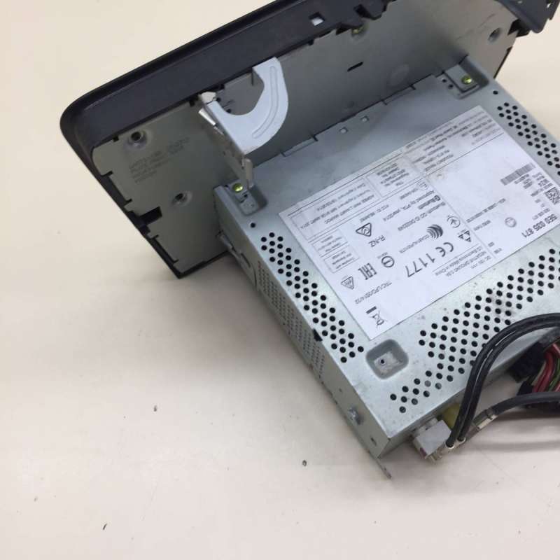 5E0035871 Магнитола Skoda Octavia A7 2013г. | Фото № 7 5E0035871 Магнитола Skoda Octavia A7 2013г. - Фото 7